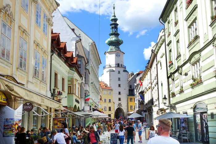 Thủ tục xin visa du lịch Slovakia có gì cần lưu ý?