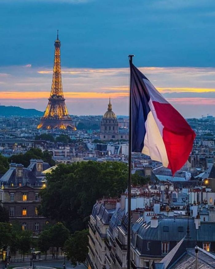 Làm visa đi Pháp hết bao nhiêu tiền