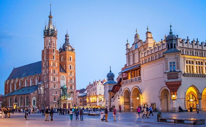 Thủ tục xin visa đi Ba Lan thăm thân bạn không nên bỏ qua