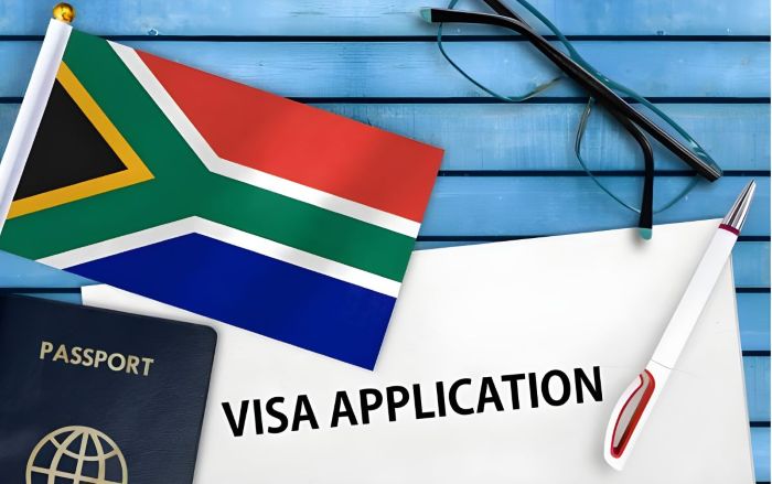 Hồ sơ chung của các loại visa Nam Phi bao gồm đơn xin thị thực, hộ chiếu...