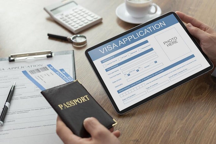 Trong thủ tục xin visa Châu Âu cần chuẩn bị đầy đủ các loại giấy tờ theo quy định - Ảnh: Internet