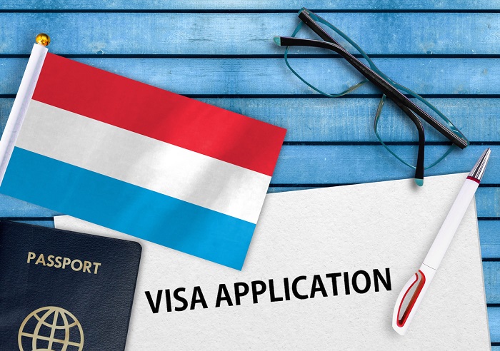 Tờ khai xin visa du lịch Luxembourg yêu cầu thông tin chính xác, trung thực
