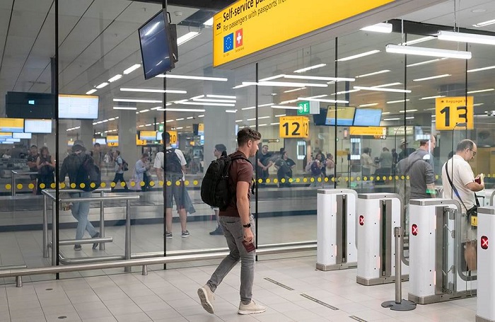 Visa Hà Lan quá cảnh tại sân bay không quá 24 giờ đồng hồ